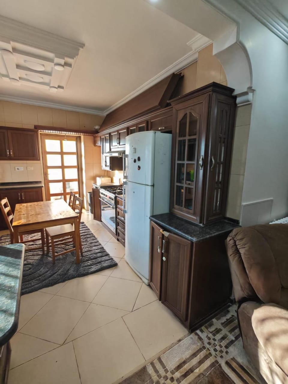اربد التخصصي قرب بوابه الطب لجامعه اليرموك والاقتصاد 220متر سووووبر ديلوكس Apartment in North District