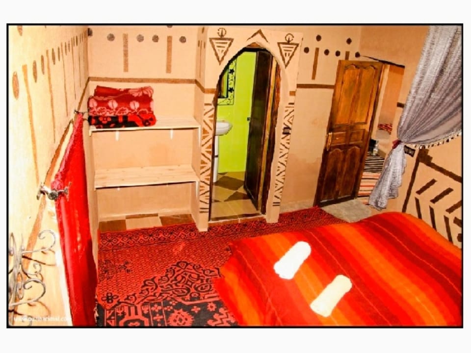 Bed, Photo of the whole room, Bedroom, bunk bed