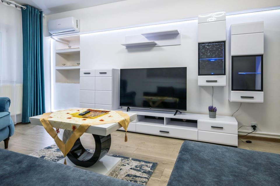 Living room, air conditioner
