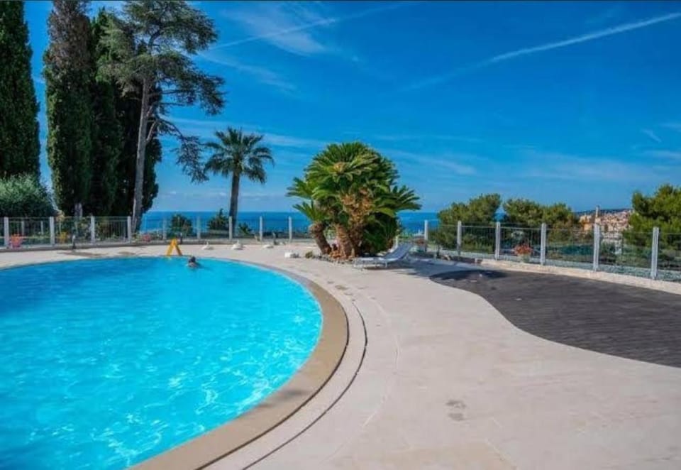 Menton French Riviera Apartment in Menton