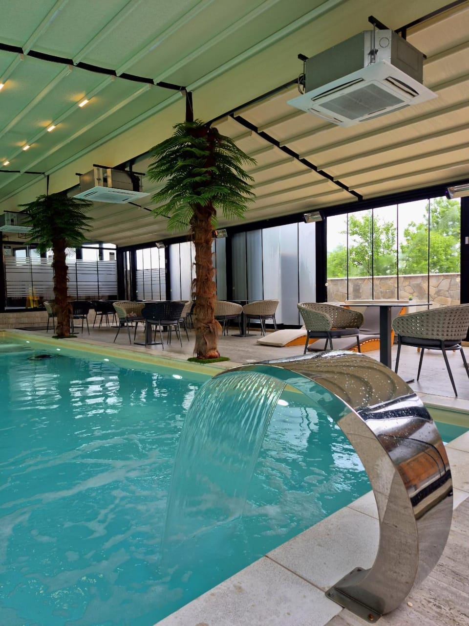 Swimming pool
