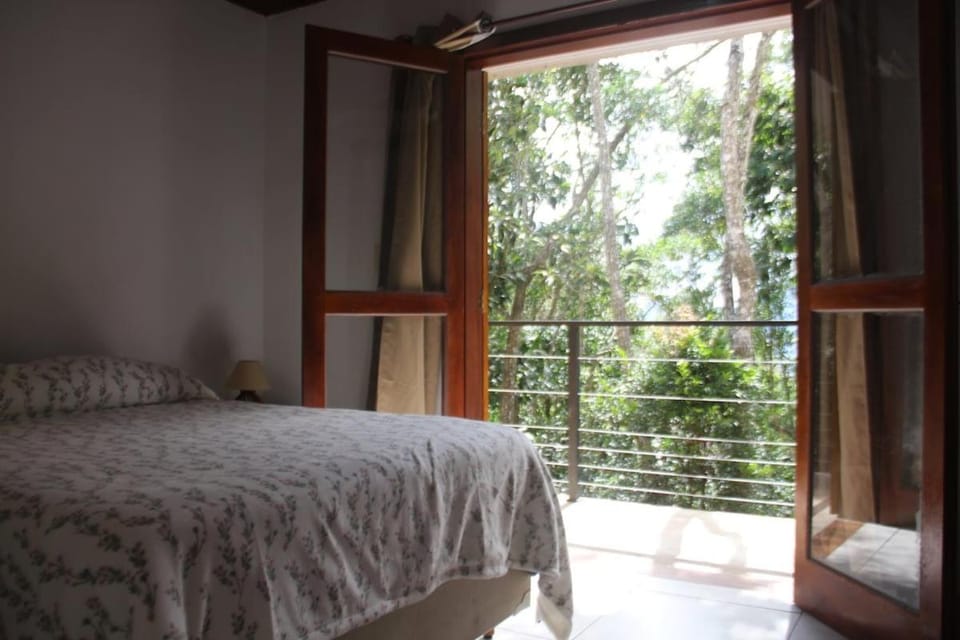 casa Amarela 2 House in State of São Paulo