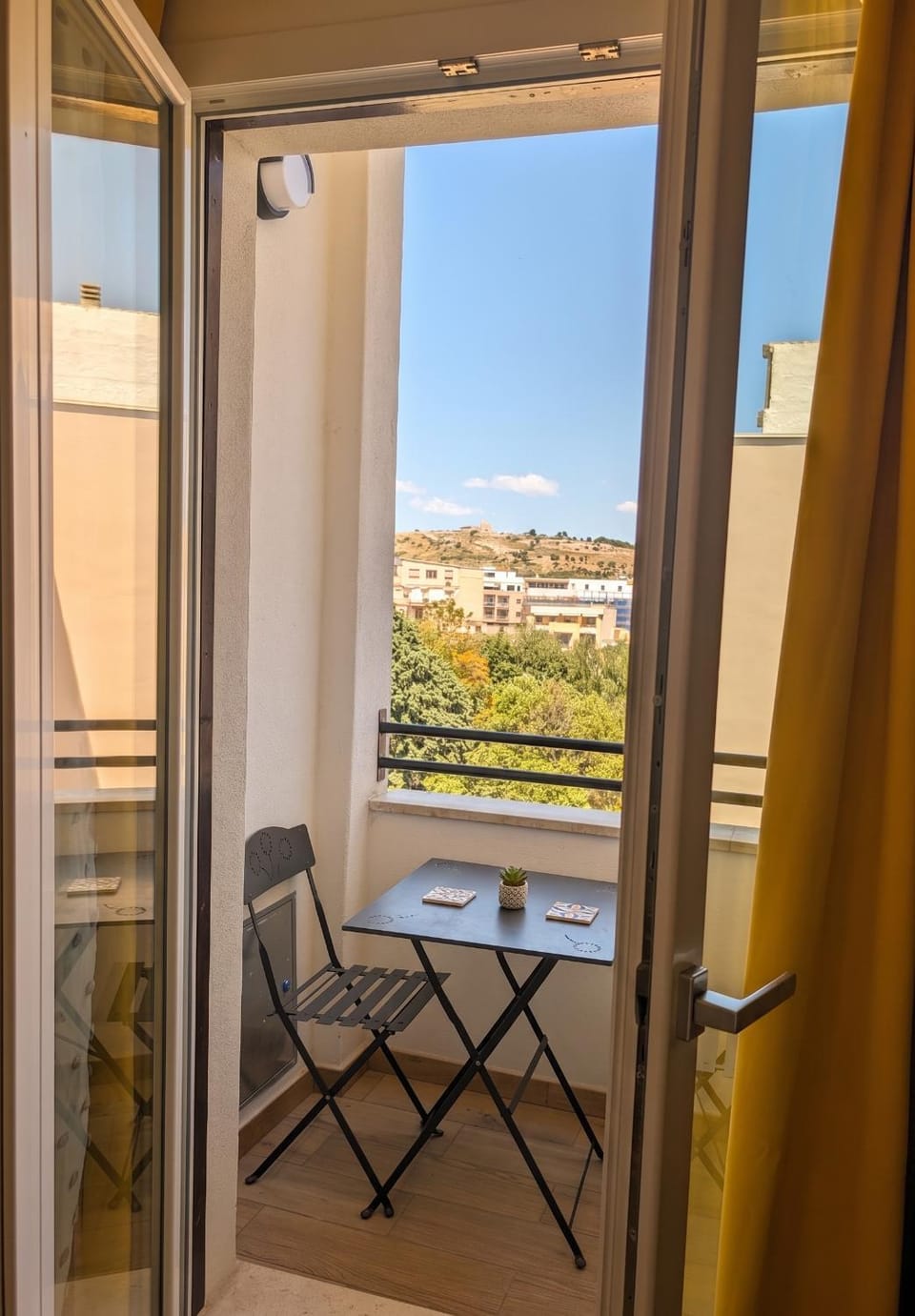 View (from property/room), Balcony/Terrace