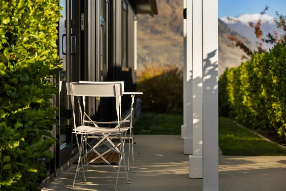 Property building, Patio, Day, Garden view
