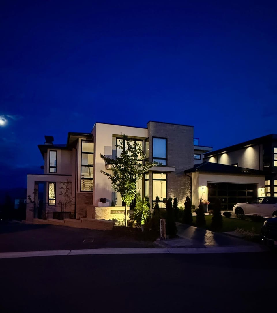 Property building, Night