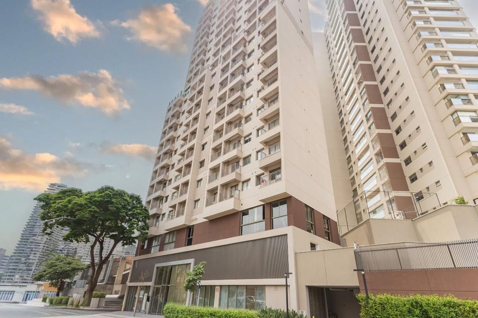 Viva São Paulo - Estúdio com Piscina e Mobilidade by Vertical House Apartment in Sao Paulo City