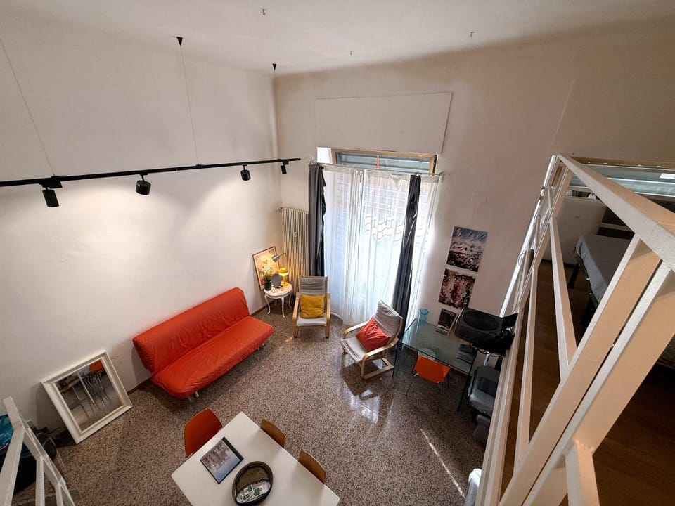 TV and multimedia, Living room, Seating area