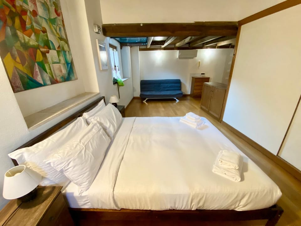 Casa Paradiso Apartment in Rome