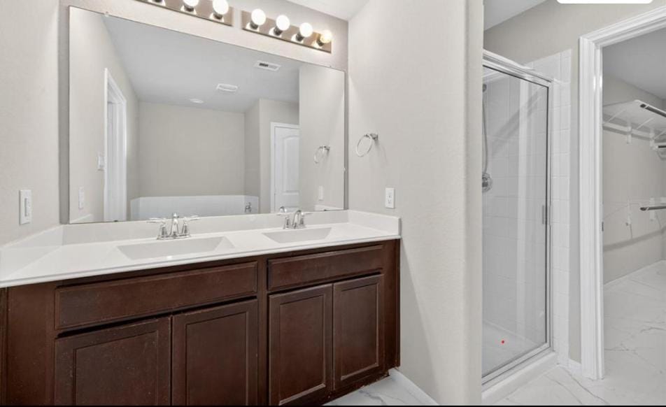 Shower, Bathroom, towels