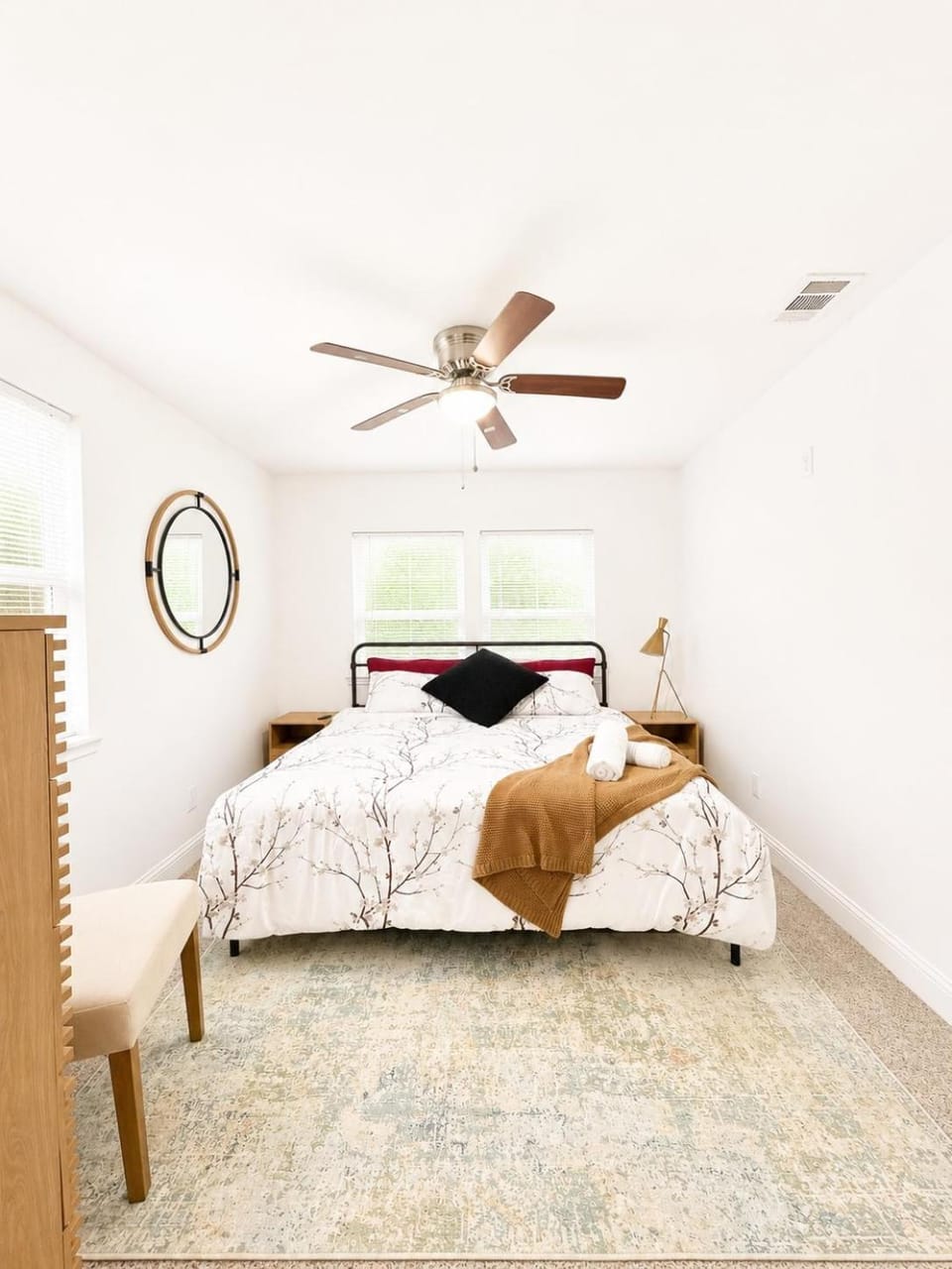 Entire Spacious and Beautiful 5 Bedroom House House in Garland