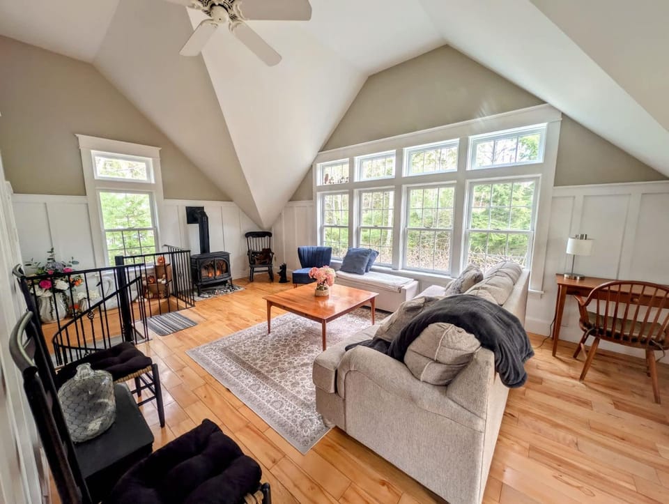 Coastal Beach house Kayaks game room House in Franklin