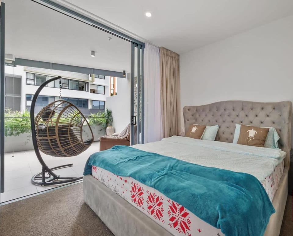 Bed, Bedroom, wardrobe, air conditioner