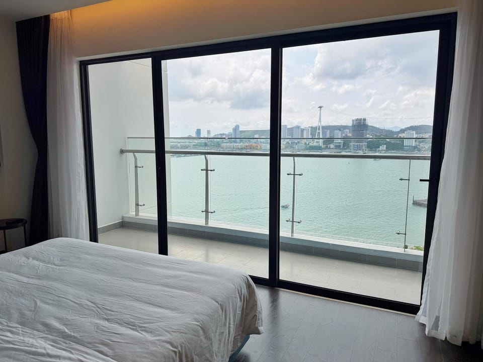 Homestay Sapphire S2 Ha Long - Sea View Apartment in Laos