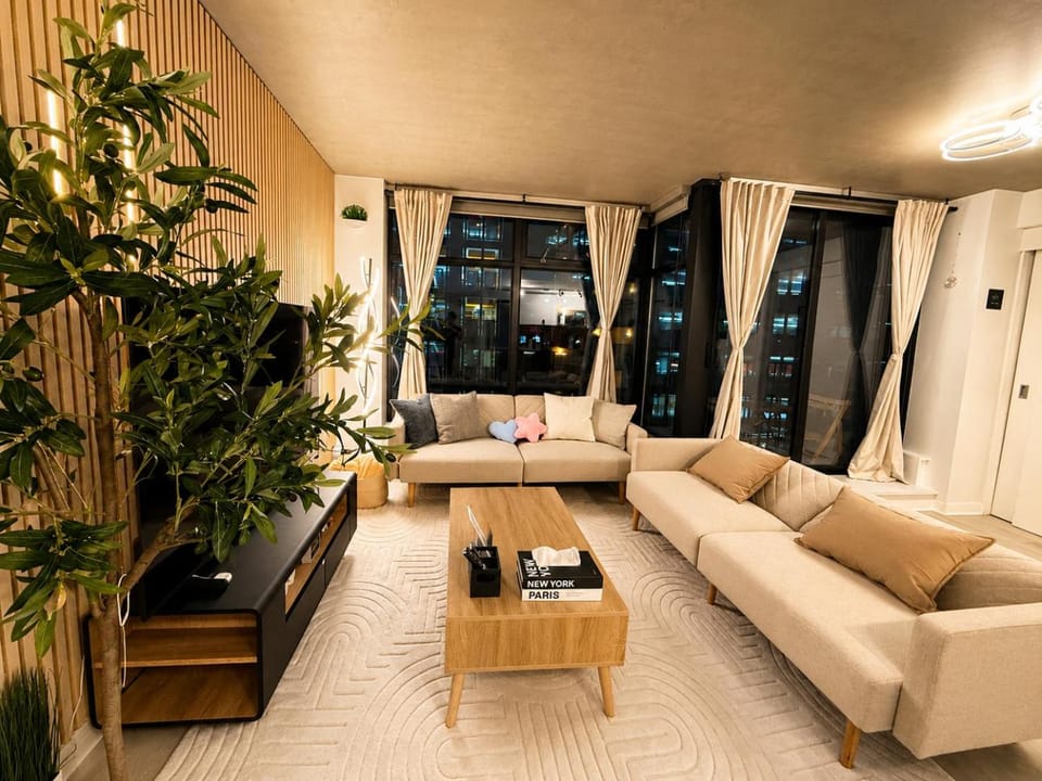 Living room, Seating area, internet