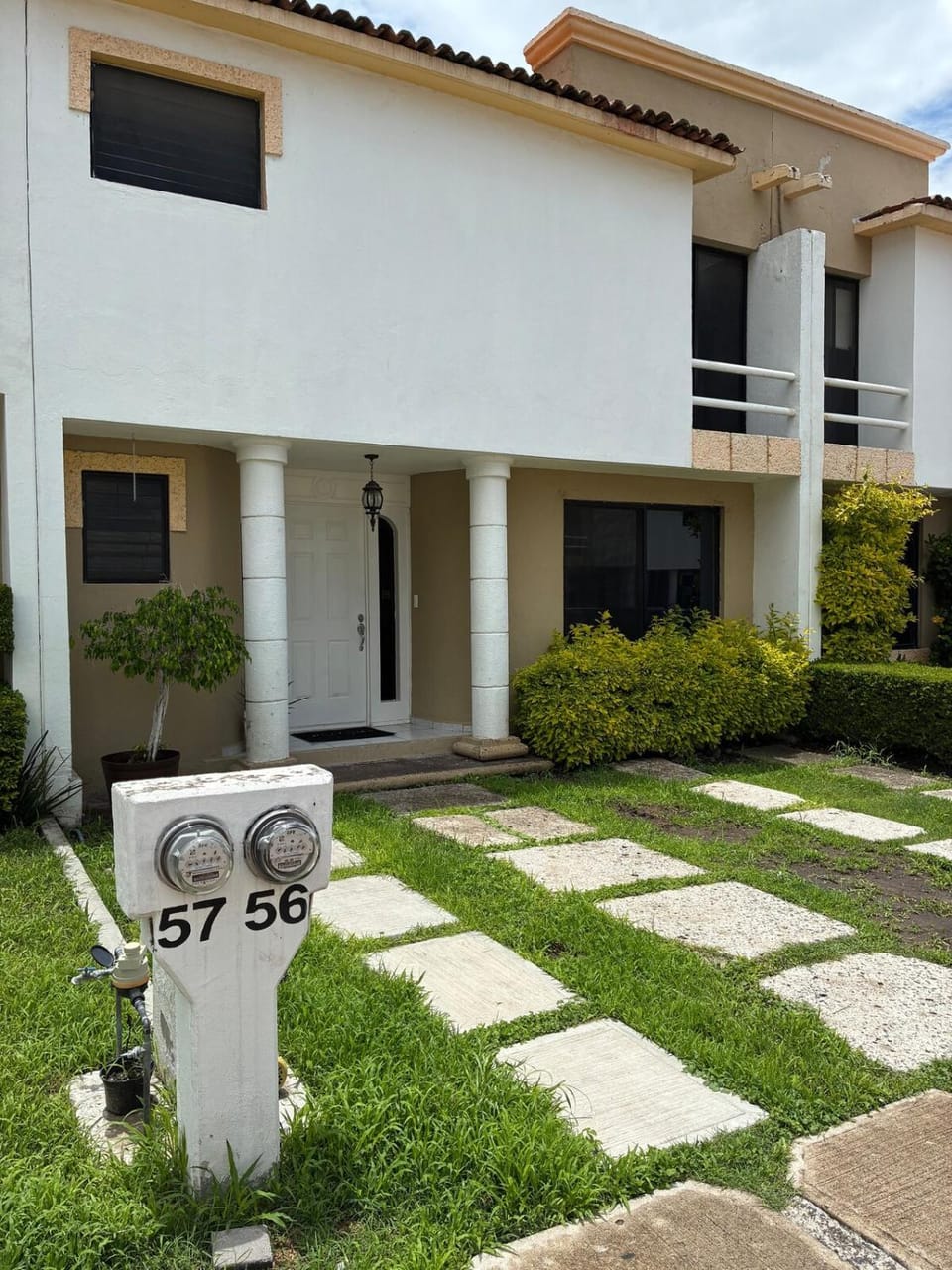 House check-in anytime after 3 pm House in State of Querétaro