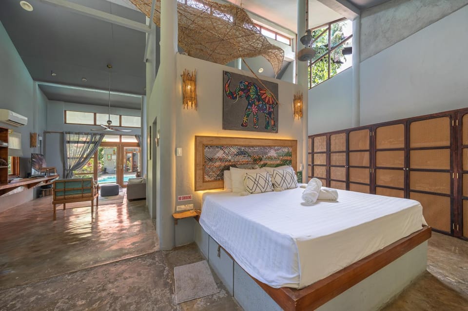 Bed, Bedroom