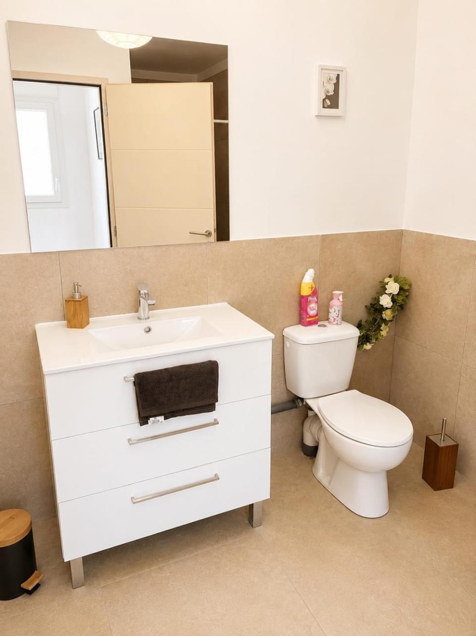 Studio neuf climatisé avec jardin privé parking House in Occitanie