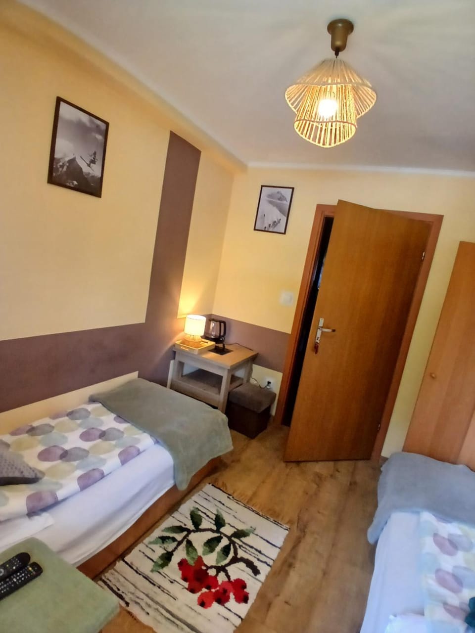 Bed, wardrobe