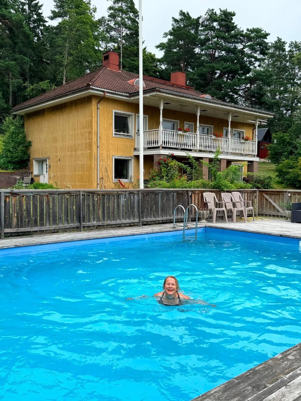 Property building, Pool view