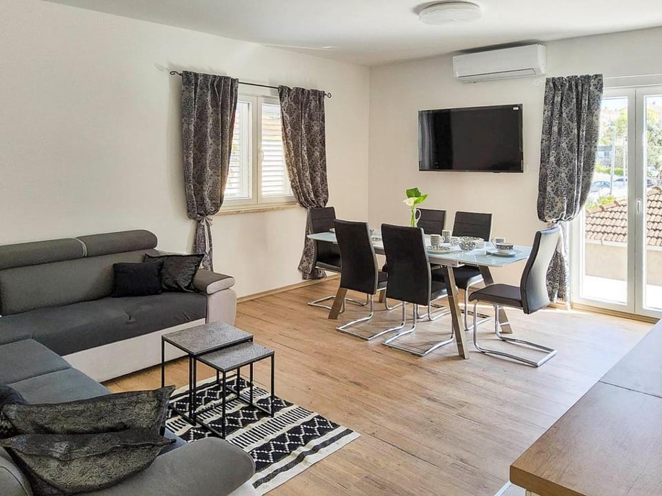 Apartments Škojera Trpanj Bed and Breakfast in Dubrovnik-Neretva County