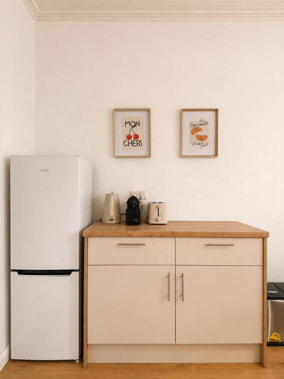 Coffee/tea facilities, Kitchen or kitchenette