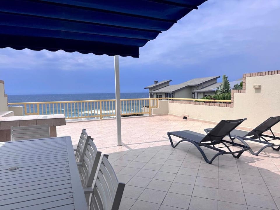 Club 10 Management Apartment in Dolphin Coast