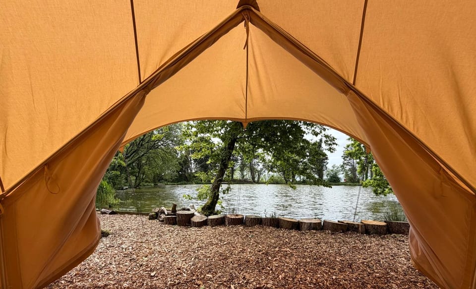 Heron Luxury Bell Tent at Tregonetha Lake with Private Fishing Peg Luxury tent in Saint Columb Major