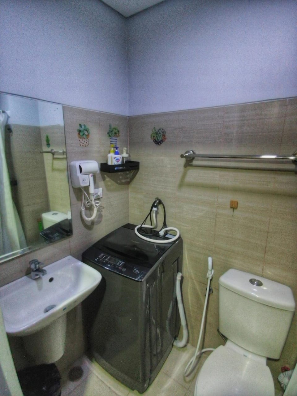 The Pent Suites - Serene Suites at Shore MOA Apartment in Pasay