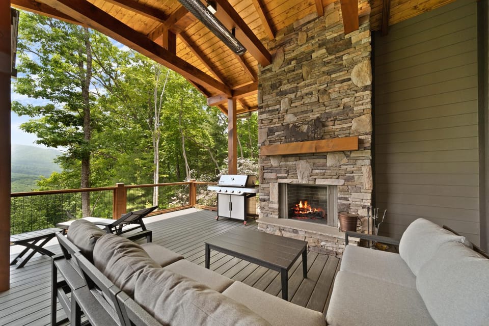 Sky's the Limit at Blue Ridge Mountain Club House in Watauga