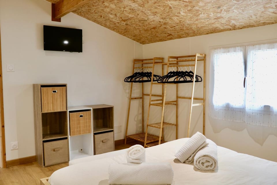 Chalet l'Escale du Cèdre Chalet in Occitanie