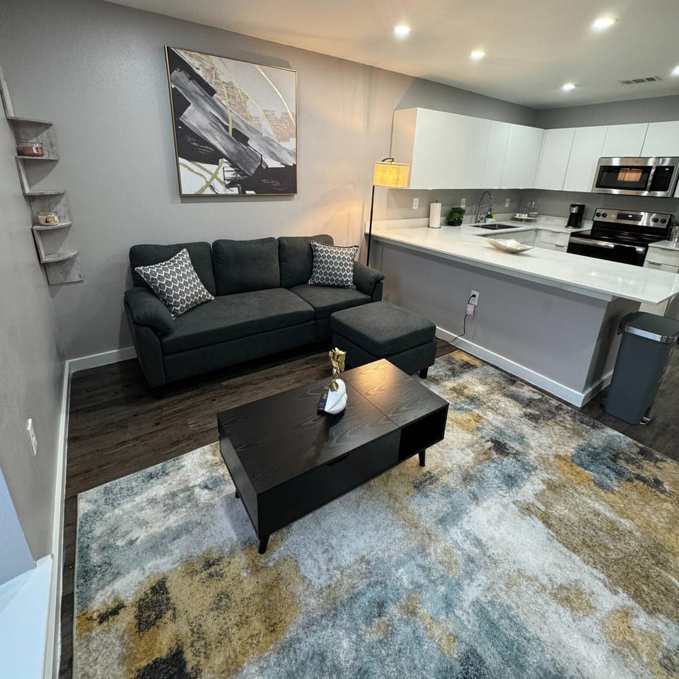 JN Dallas H3 Apartment in Dallas