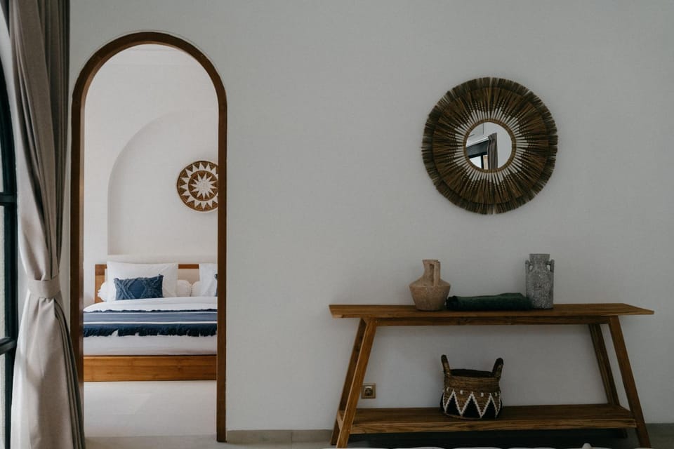 Photo of the whole room, Decorative detail, Bedroom