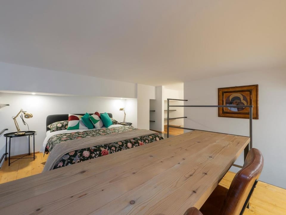Xenia Milano - 2 rooms apt in Via Casella 33 Apartment in Milan