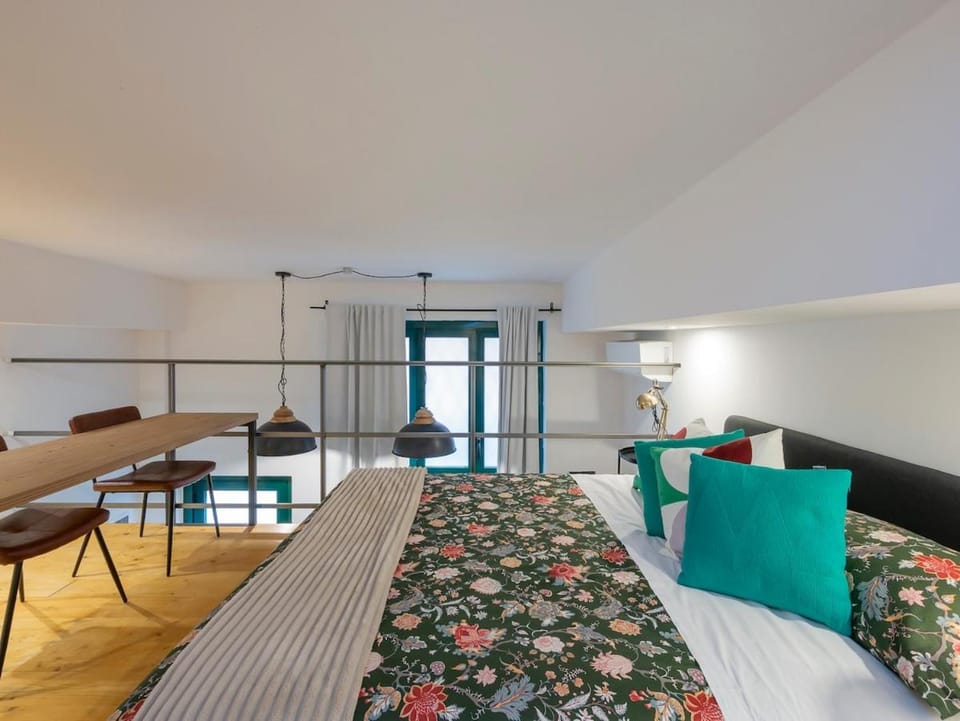 Xenia Milano - 2 rooms apt in Via Casella 33 Apartment in Milan
