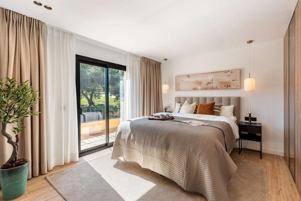 Luxury Golf Townhouse in Aloha with Pool & Garden House in Marbella