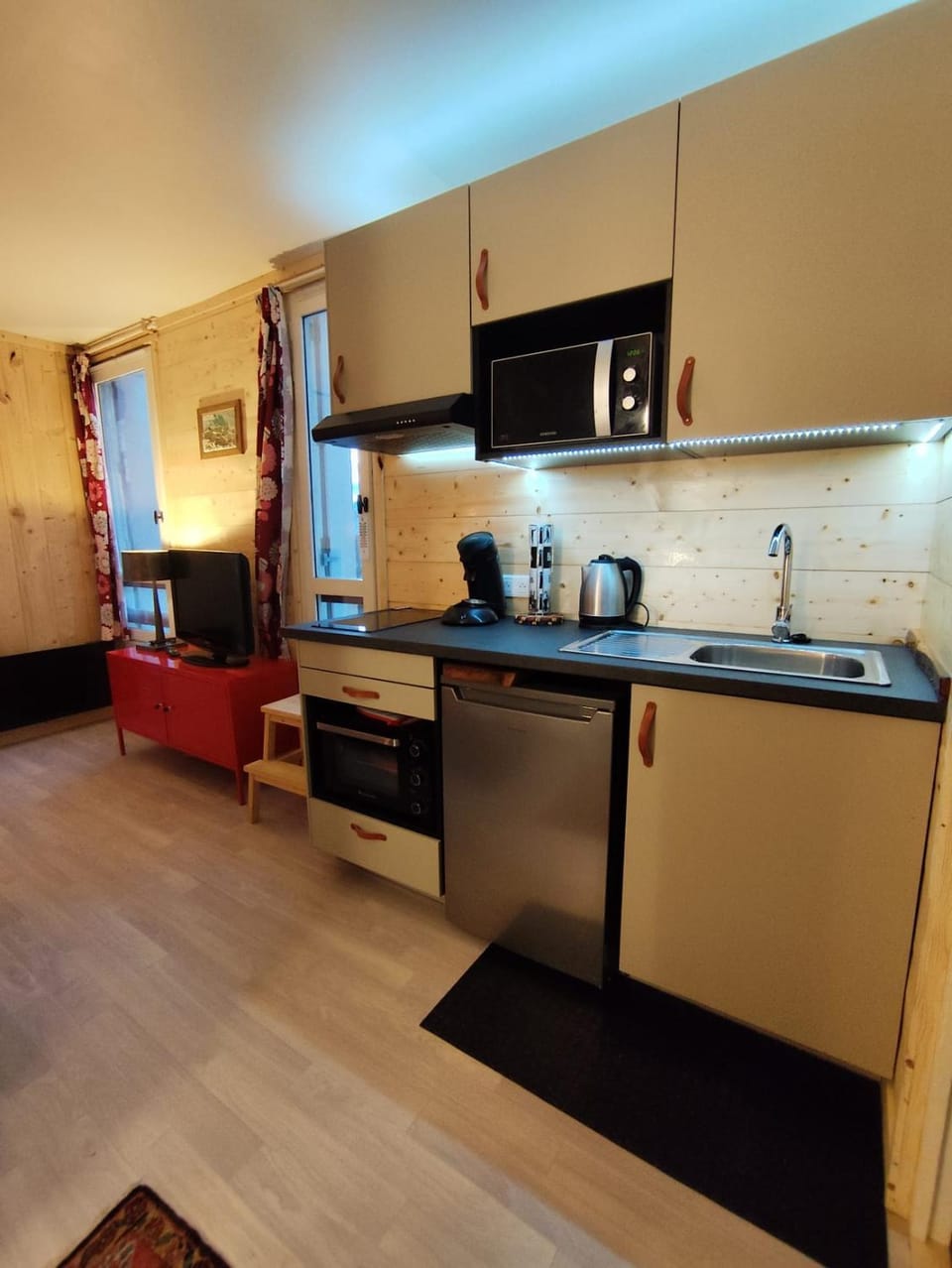 La Tanière Apartment in Occitanie