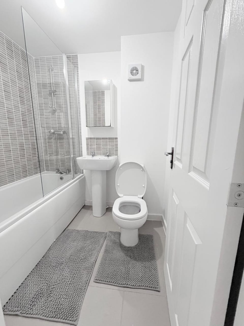 Two Bed Home in West Midlands Apartment in Coventry