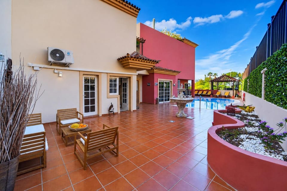 Duque Dream Villa Suites 5 Bedroom Apartment in Costa Adeje