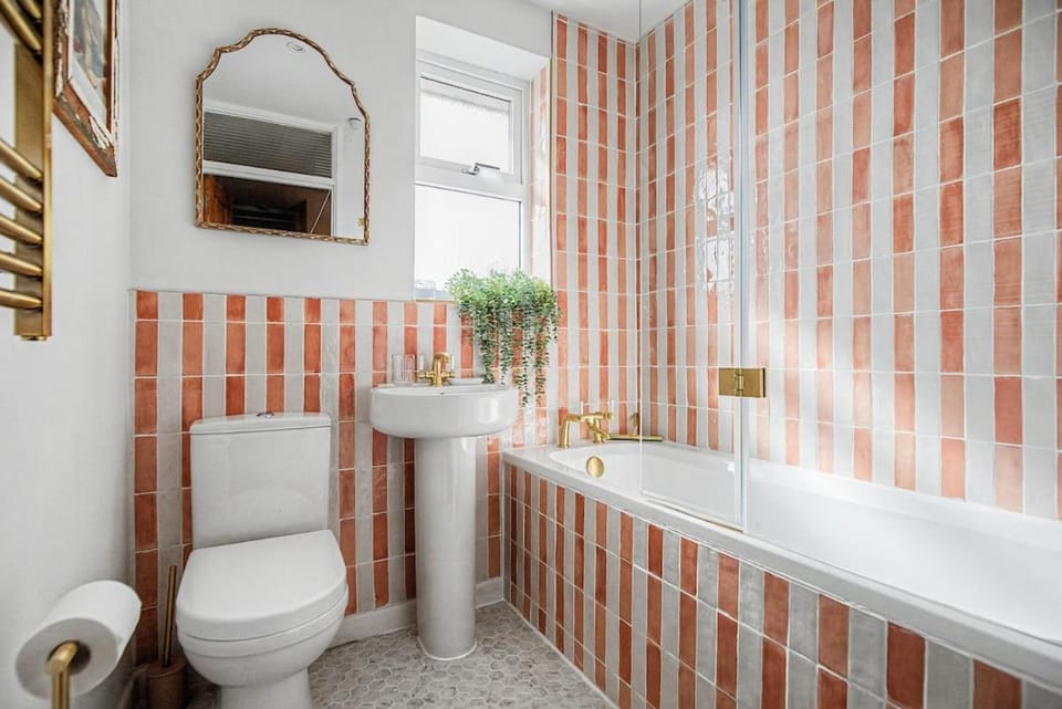 Toilet, Bathroom