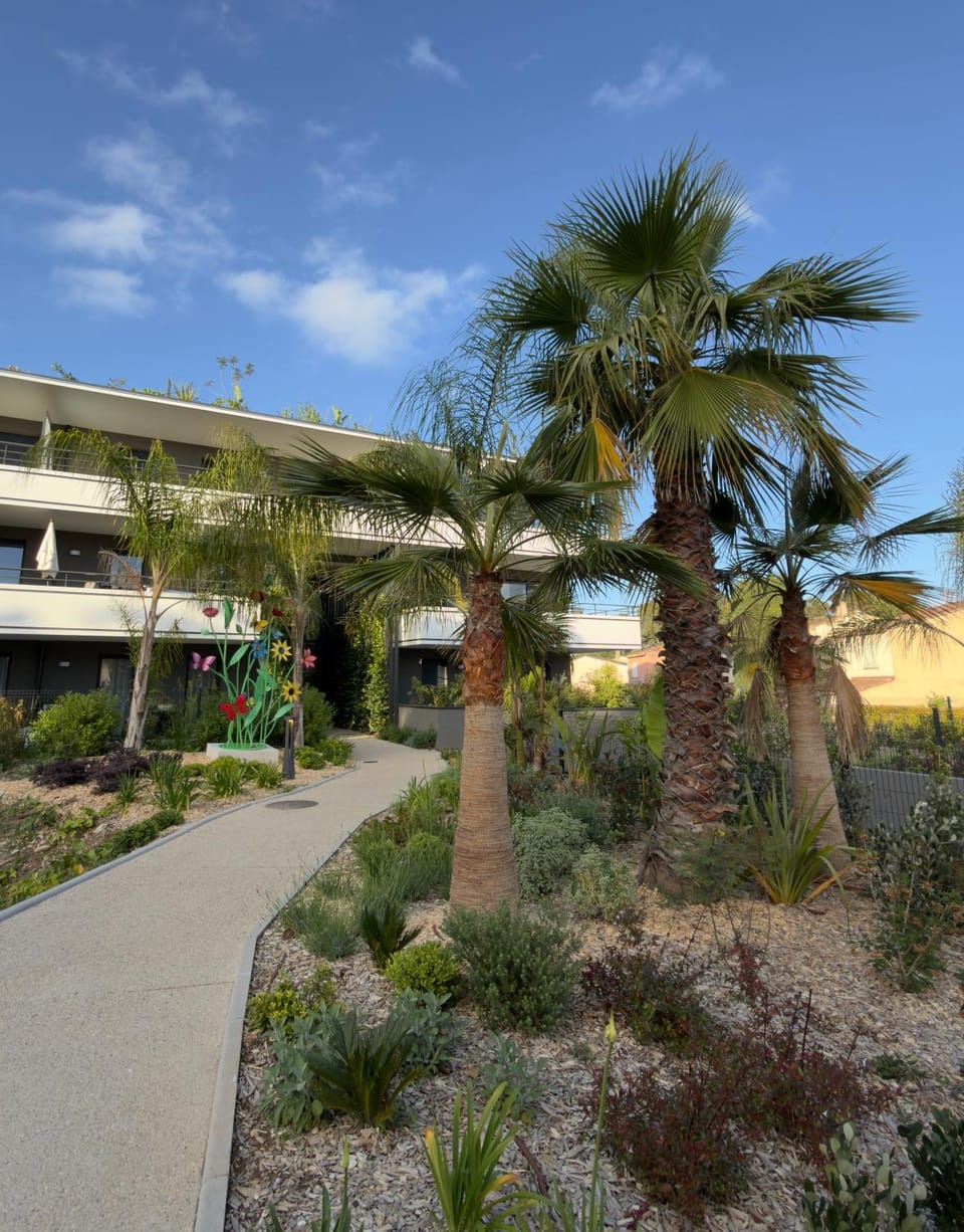Inner courtyard view