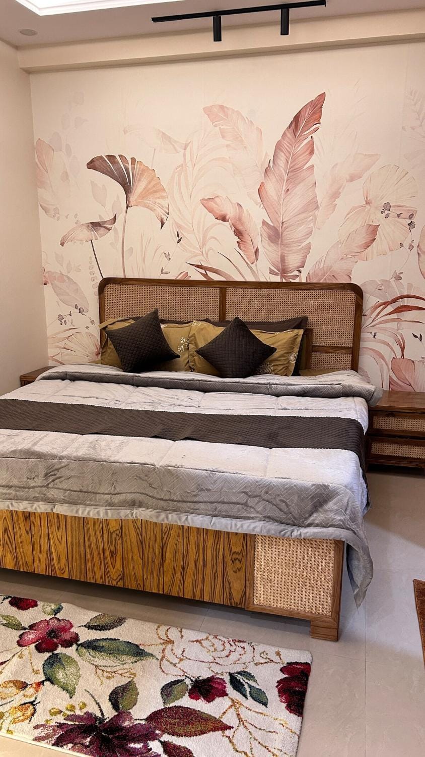 NestingParadise LUXE by Payal Ghosh-2bhk Apartment in New Delhi