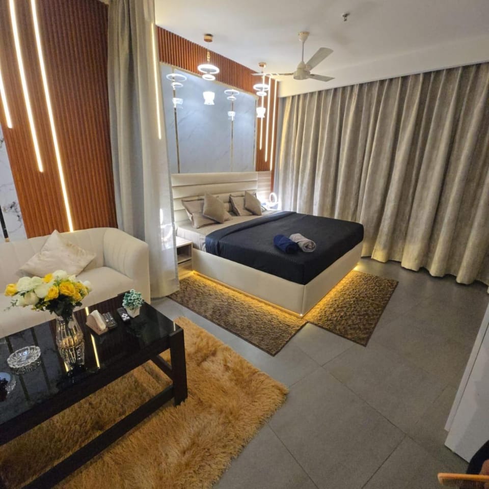Luxury studio Apartment in Noida