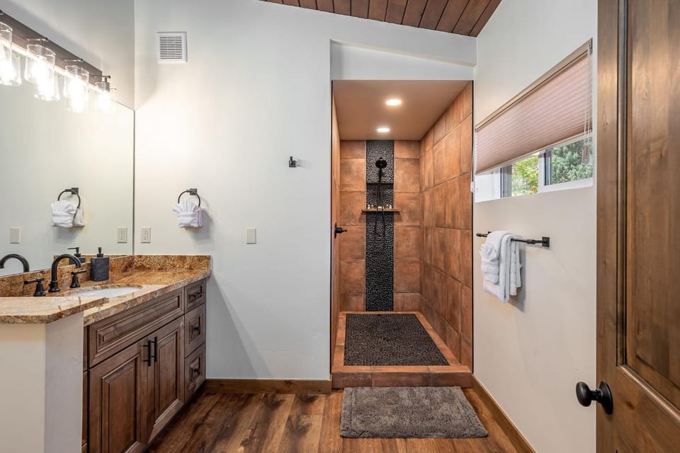 Wellness, Stargazing, Red Rocks Views House in Sedona