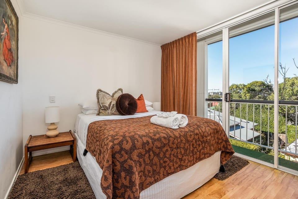 Bed, View (from property/room), Balcony/Terrace, Photo of the whole room, Bedroom, towels