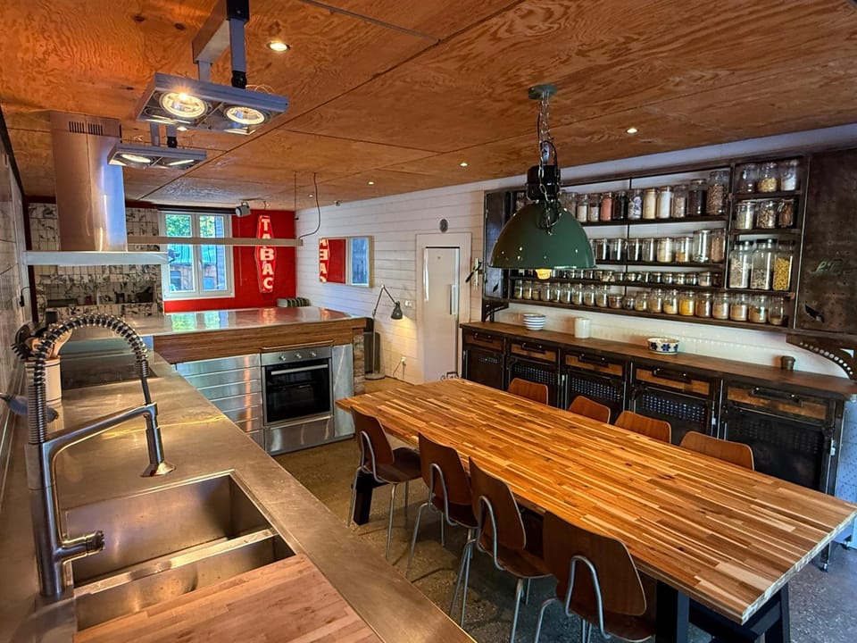 Dining area, oven, kitchen