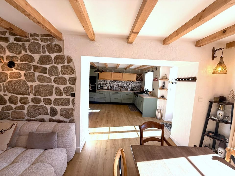 storage, kitchen