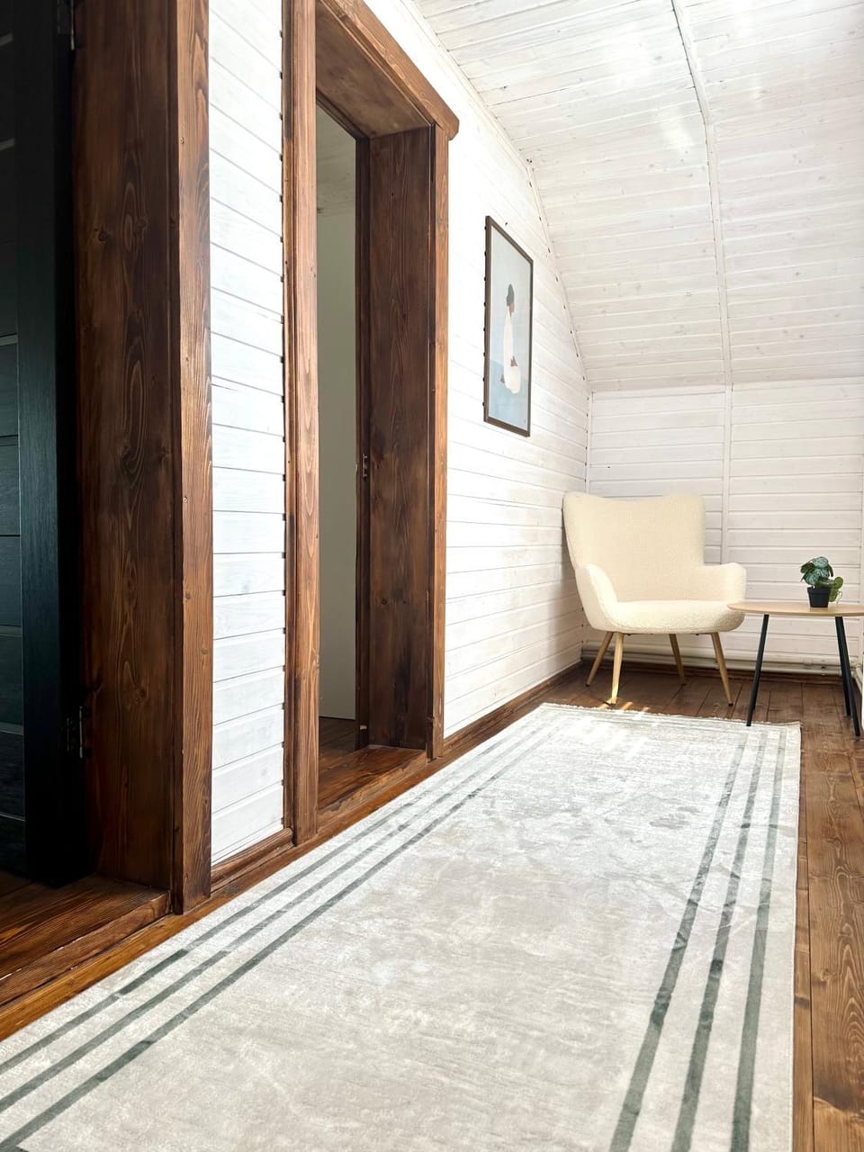 White Vorokhta Apartment in Ukraine