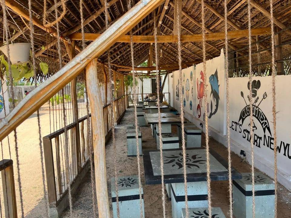 Eastern Pearl Resort & Restaurant Hotel in Sri Lanka