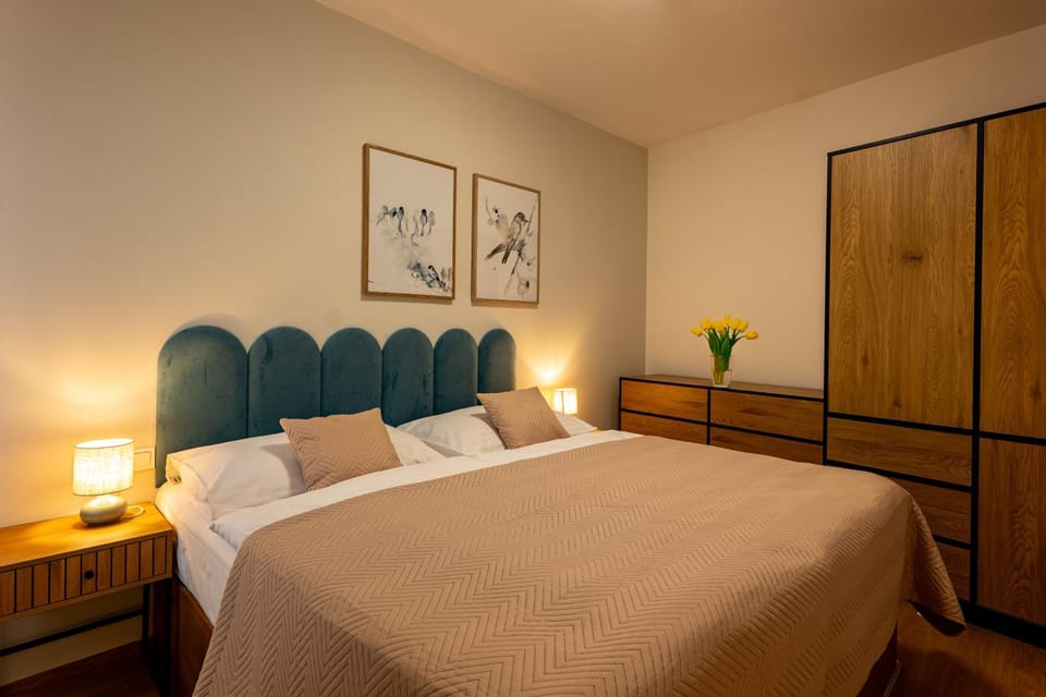 Bed, Bedroom, wardrobe