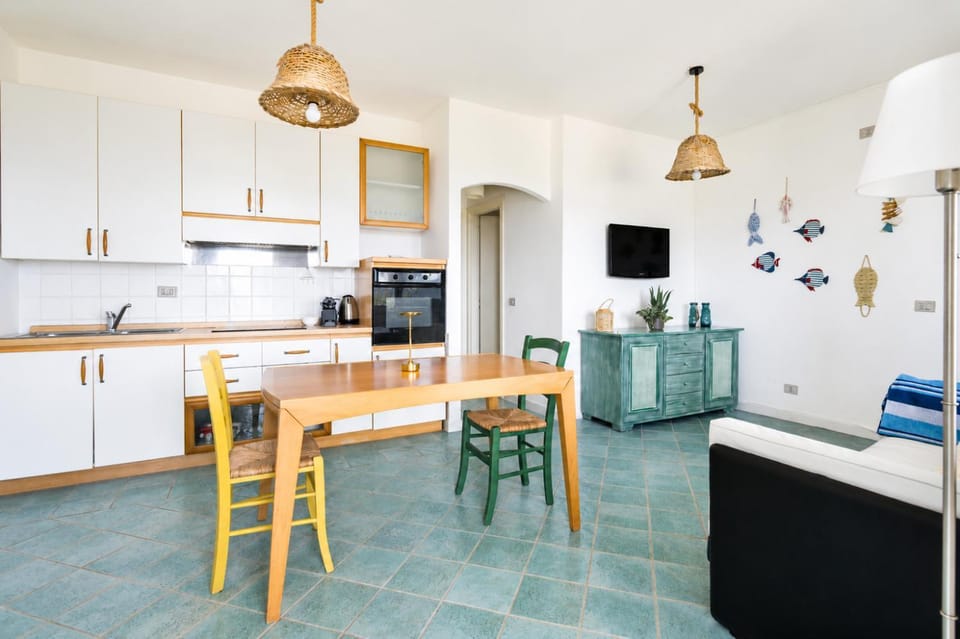 Kitchen or kitchenette, Living room, Dining area, stove